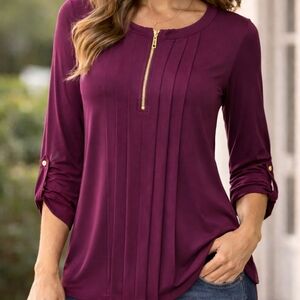 Roz & Ali Plum Zip-Front Pleated Blouse | Size M | Gold Accents